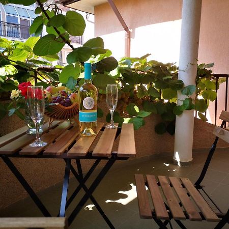 Family Hotel Rainbow Sweti Wlas Exterior foto