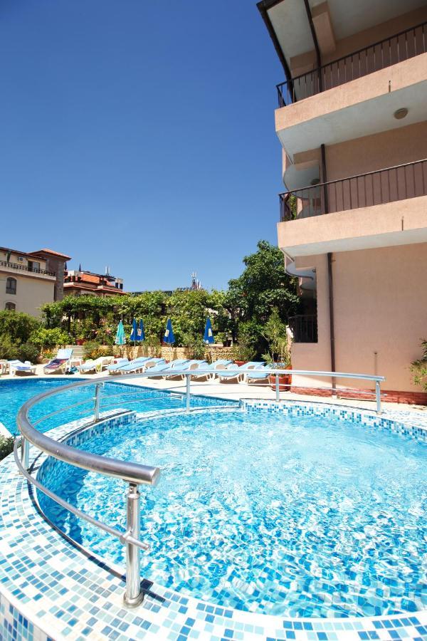 Family Hotel Rainbow Sweti Wlas Exterior foto