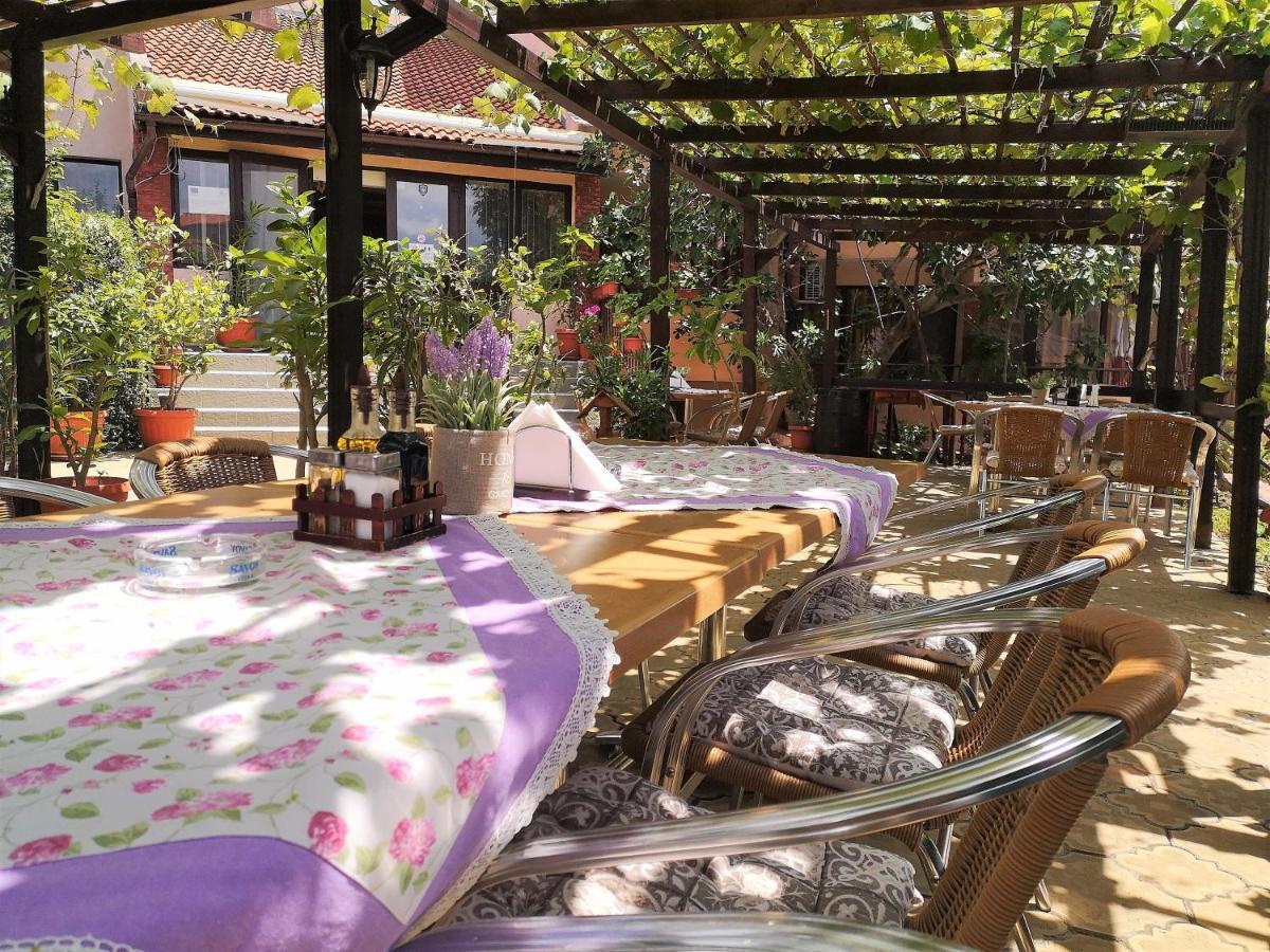 Family Hotel Rainbow Sweti Wlas Exterior foto