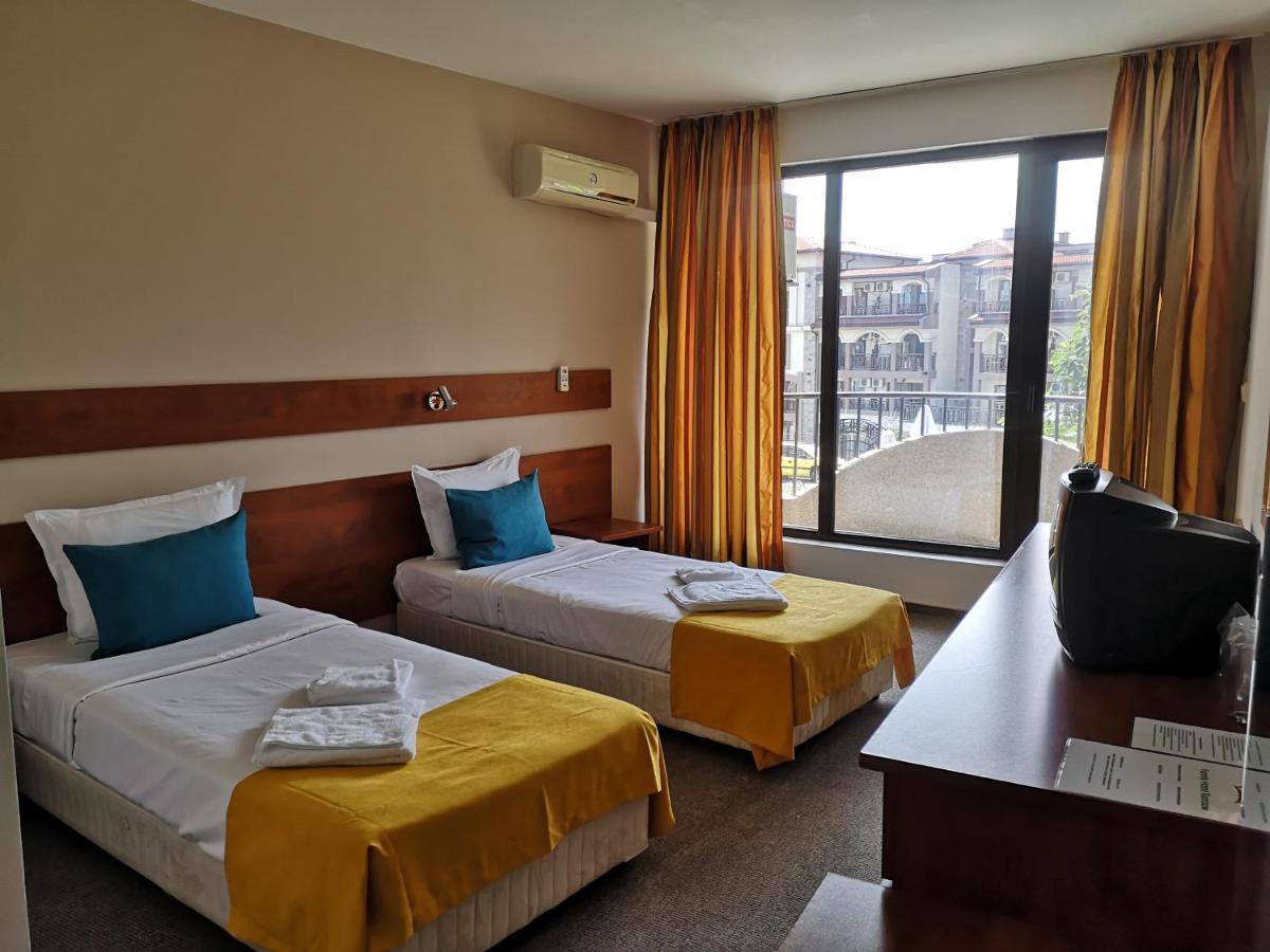 Family Hotel Rainbow Sweti Wlas Exterior foto