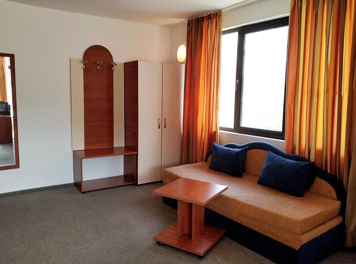 Family Hotel Rainbow Sweti Wlas Exterior foto